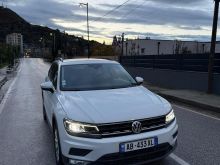 Shitet/Nderrohet Tiguan 2.0 Naft Automat 2017