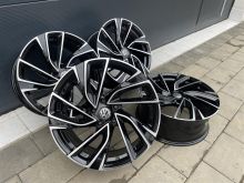Fellne per Golf 8 GTI