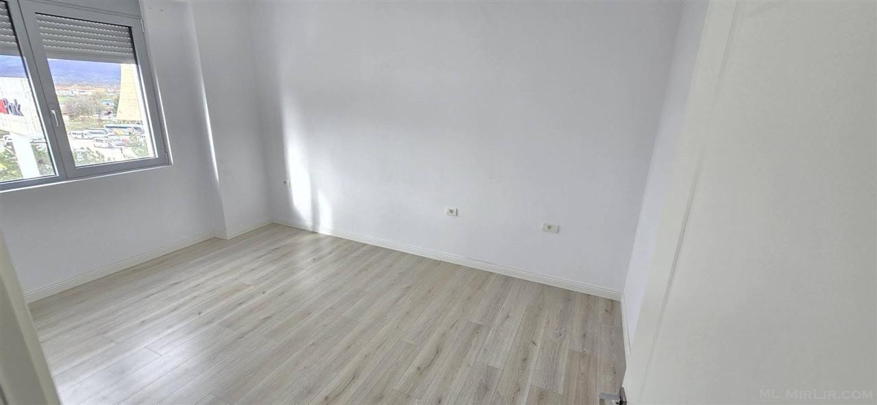 Jepet me Qira Apartament i Pamobiluar  📍Tek Terminali 3+1 - thumbnail 12