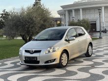 Toyota Auris 1.4 Naft Manuale viti 2010