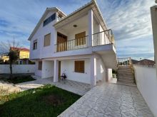 SHITET VILE 3 KATSHE RRASHBULL DURRES 220.000 EURO