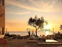 Shitet Apartament 1+1 në zemër të Square Village, Dhërmi