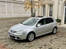 Volkswagen Golf 5 – 1.9 Naftë