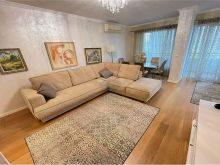 Apartament me qira 2+1tek Bulevardi Zhan D\'Ark