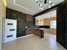 Disponojmë për shitje një super Apartament 3+1 pranë Shkollë