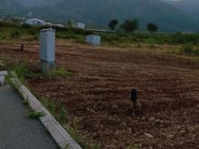 Shiten Dy Troje në Pejë📍 Lokacion : Afer bazës së KFORIT