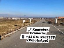 Shiten Dy Troje në Pejë📍 Lokacion : Afer bazës së KFORIT