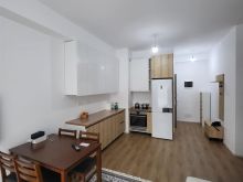 Jepet me qira apartament 2+1 në Kompleksin Kadiu, Ali Demi