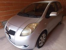 Toyota jaris 1.4naft viti  07manual tl 0682350733