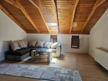 🏡 Vilë 3-Katëshe me Qira – Rruga e Vilave, TEG