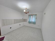 JEPET ME QERA APARTAMENT 3+1+2,  PRANE SHKOLLES QEMAL MICI.