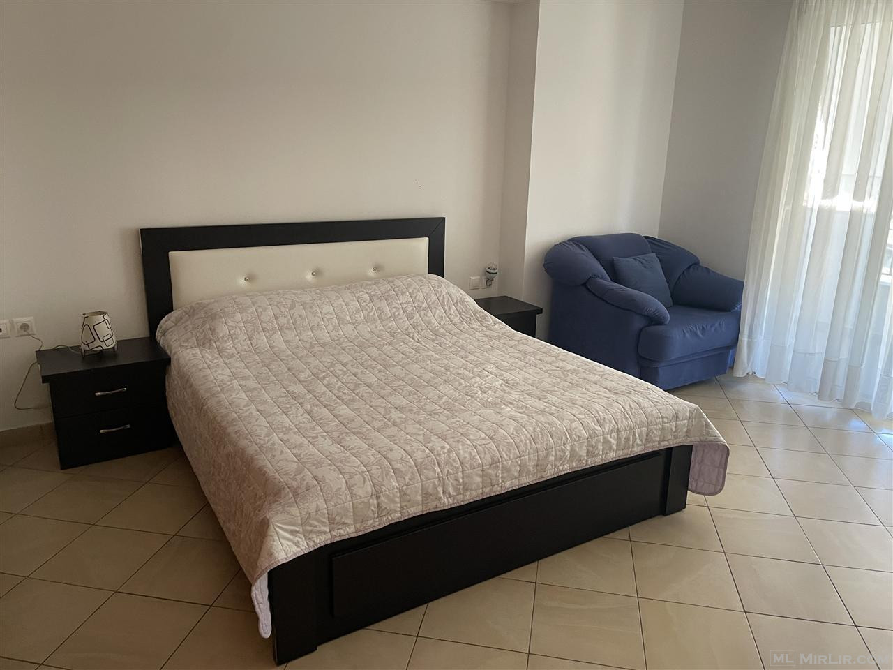 JEPET ME QIRA - APARTAMENT NË LAGJEN 4, SARANDË, I MOBILUAR - thumbnail 2