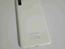 Shitet samsung a11 me xham mbrojtes dhe karikus