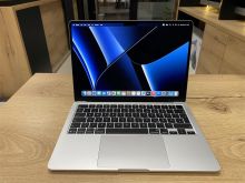 MACBOOK ( M4 CHIP ) 2025 / 16 GB RAM