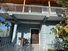Jepet me qira shtepia 3+1 ne Kilometrin 5 Auto. Tirane-Durre