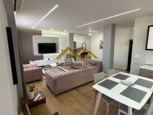 SHITET APARTAMENT 3+1+2T+2Ballkone TE MARKATA, DURRES!!