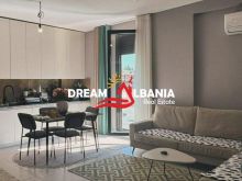 Apartament me qera 2+1+2wc prane Kopshtit Botanik