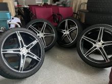 Fellne 19 me goma per BMW