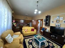 0696044464  Shitet, Shtepi Private, Lagja Nr.10, Durrës