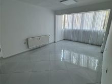 Lokal me qera  ne Ulpiane me Termokos 75m2