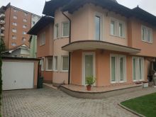 LINA-Shitet shtepia 2kateshe me 3.7ari oborr ne Ferizaj