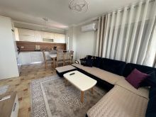 Jepet me Qira Apartament 2+1+2T në Plazh, Durrës - 500€ | 90