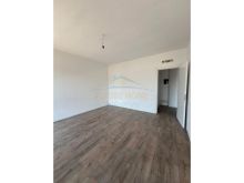Shitet, Apartament 1+1, Kompleksi Ndregjoni, Tiranë.