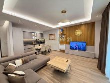 JEPET ME QIRA APARTAMENT MODERN 2+1+2  PARKIME PRANE TEG