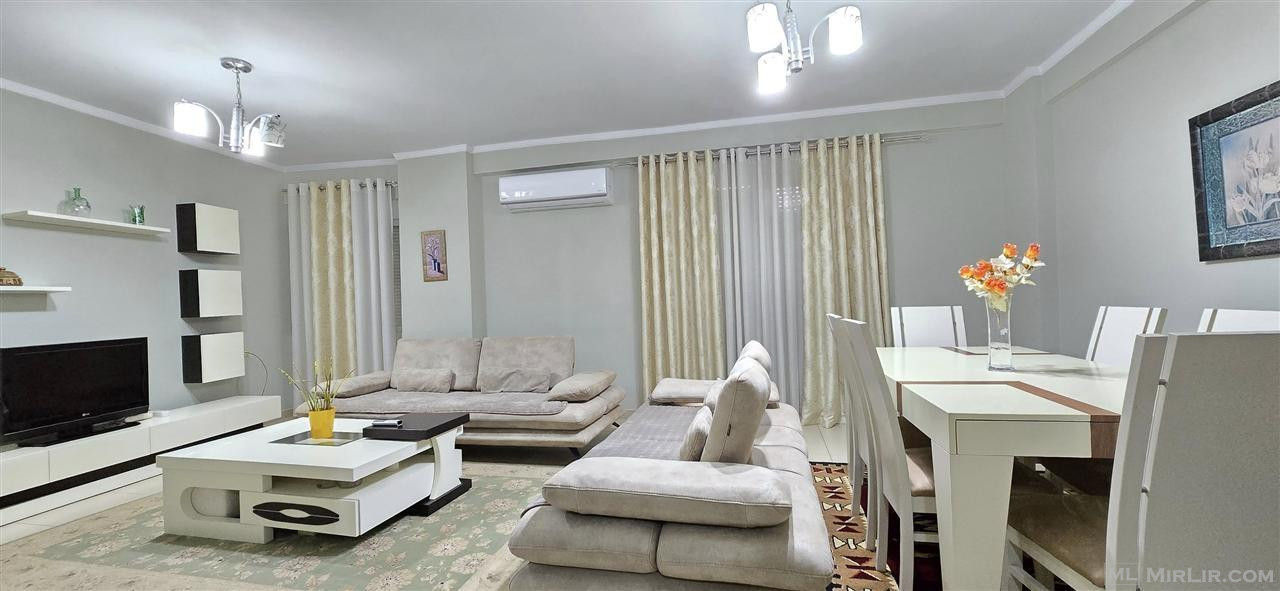 Mundesi Fantastike Per Qira Prane Drejtorise Arsimore - thumbnail 4