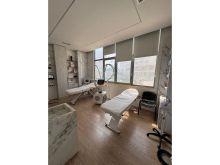 Qera , Ambient Biznesi ,te Rotondo Astirit, Tiranë 4,000 €