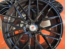 DISQE VOZEN BENZ ML AMG R20