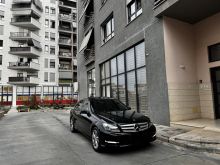 Mercedes-Benz C220