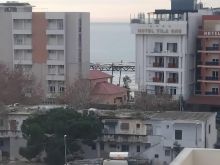 Jepet me qera apartament 1+1, plazh Durres
