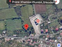 Shitet 900m2 truall prane xhamise plumbit shkoder