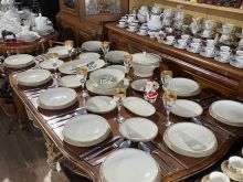 Set pjatash porcelani bavaria per 12 persona.