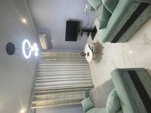 Apartamenti më i bukur që jepet me qira në zonën e Plazhit