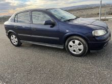 Shitet Opel Astra