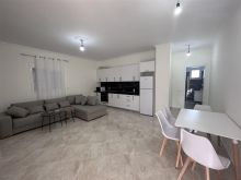 Apartment me qera.