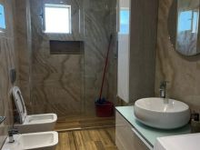 📌 JEPET ME QIRA Apartament 2+1 – Rruga Irfan Tomini, Tiranë