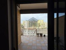 SHITET APARTAMENT 2+1+2 NË KOMPLEKSIN EKA, PLAZH – DURRËS!