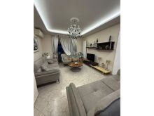 Shitet, Apartament 2+1, Rruga Hoxha Tahsim