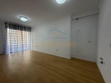 069 479 2 476 SHITET APARTAMENT 2+1,FRESK,RRUGA THESARIT