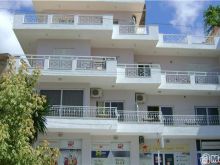 DHOMA PLAZHI NE SARANDE (ARON\'S ROOMS)