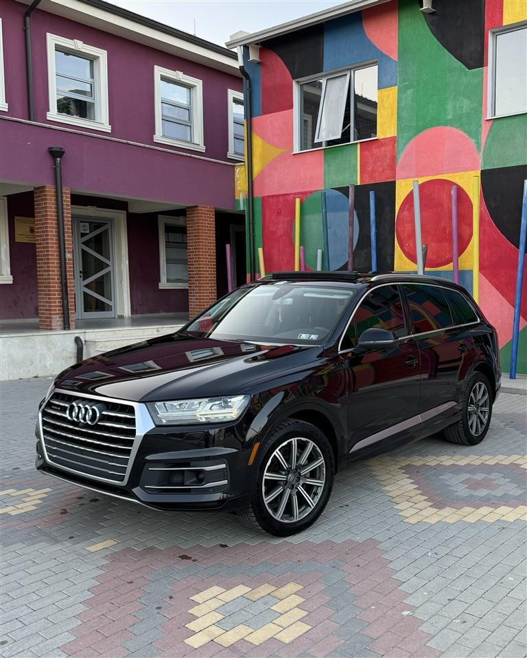 🥇Audi Q7 S-Line Extra Full Option🥇