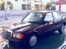 Mercedes Benz 190D -89