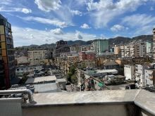 Shitet, Dupleks 3+1+2+Post Parkimi, Blloku, Tiranë