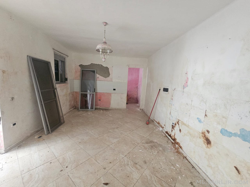 GARSONIERE PER SHITJE PRANE PALLATIT TE SPORTIT 