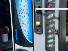 AUTOMAT SHITËS PIJESH SODA