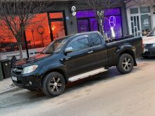 toyota hillux