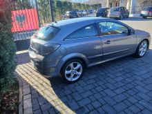 Shitet opel 2005.